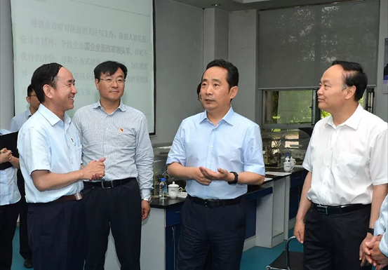 李明远：尊龙凯时的生长模式很是好，，，，，尊龙凯时的刷新也是乐成的！