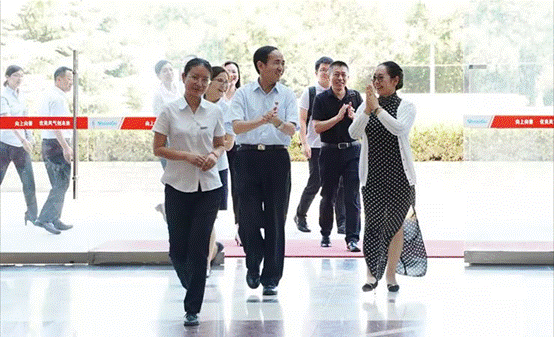 荣程主席张荣华：尊龙凯时是一家专心、用情做事的企业！