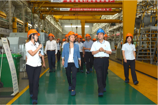 西安高新手艺工业开发区管委会副主任韩红丽一行来访尊龙凯时